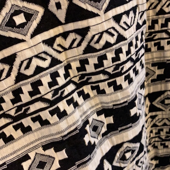 Aztec Pattern Shirt - Picture 2 of 4